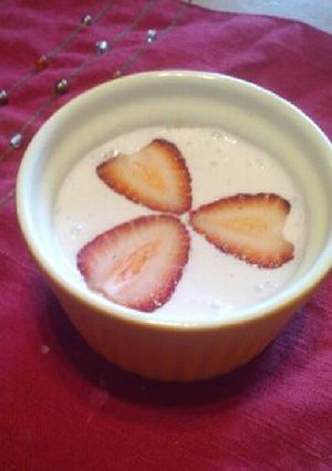 ミキサーですぐ作れるいちごムース♪-レシピのメイン写真