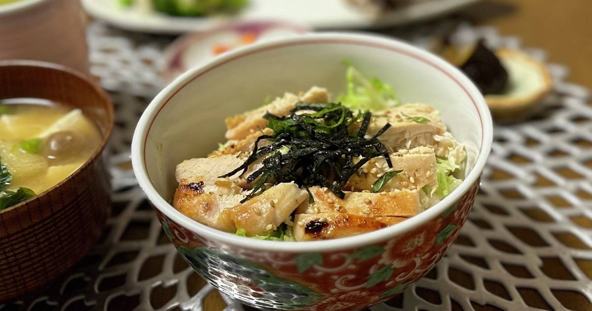 基本からアレンジまで!思わずつくりたくなる「ご飯 鶏胸肉 丼」のレシピ集 | クックパッド