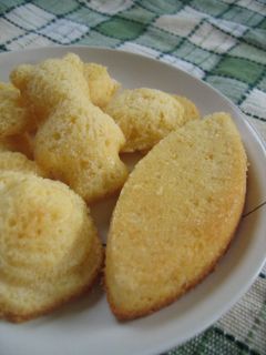 バターたっぷり マドレーヌ-レシピのメイン写真