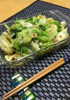 あと1品に！レタスのニンニク炒め＊-レシピのメイン写真