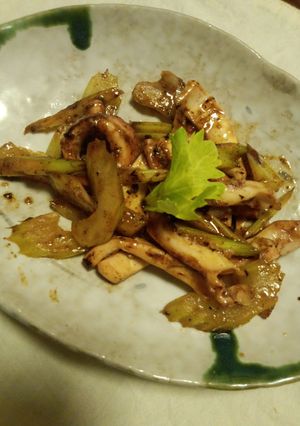 シャキシャキセロリとイカの 塩麹炒め-レシピのメイン写真