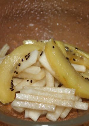 NZ産キウイと大根のサラダ-レシピのメイン写真
