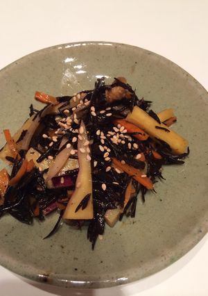 大根の皮でひじき煮-レシピのメイン写真