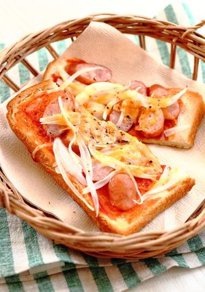 忙しい朝食に♪食パンピザ-レシピのメイン写真