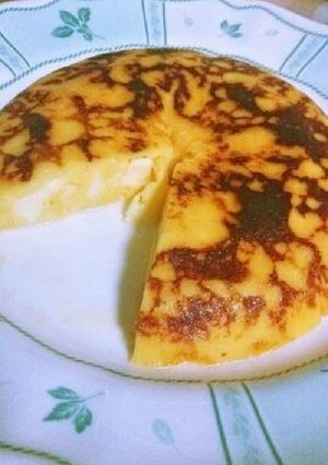 炊飯器で作る簡単ﾁｰｽﾞｹｰｷ-レシピのメイン写真