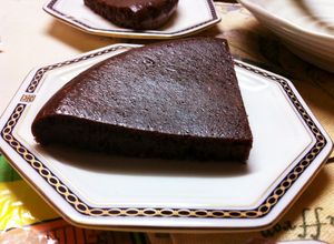 しっとり濃厚！炊飯器で簡単ガトーショコラ-レシピのメイン写真
