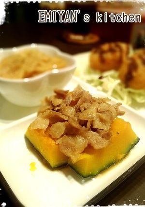 ヨシダソースで簡単！かぼちゃの豚肉がけ-レシピのメイン写真