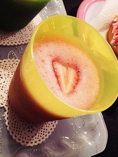 苺と紅茶のスムージー♡-レシピのメイン写真