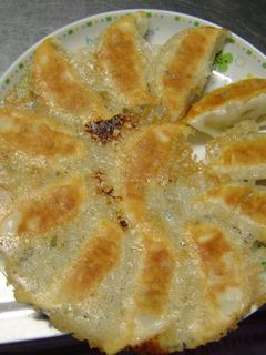 簡単!パリパリ羽根付き餃子-レシピのメイン写真