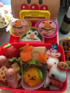 お弁当に 簡単!アンパンマンおにぎり-レシピのメイン写真