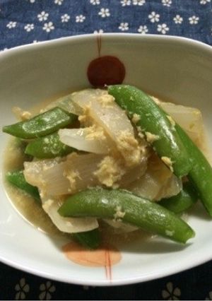 新玉ねぎ＆スナップエンドウの卵とじ☆*ﾟ-レシピのメイン写真