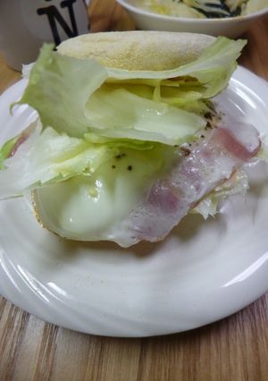 イングリッシュマフィンのＢＬＴサンド-レシピのメイン写真