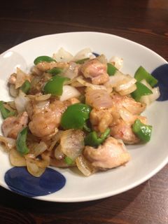 鶏肉と新玉ねぎのシンプル炒め-レシピのメイン写真
