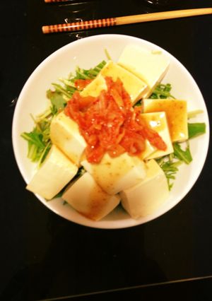 絹豆腐＆水菜サラダのキムチ載せ（美味い）-レシピのメイン写真