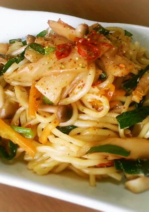 夏休みランチ♪ニラメンマ焼きそば♪-レシピのメイン写真