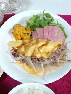もやしと豚ひき肉のたまご包み-レシピのメイン写真