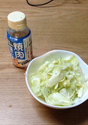 超簡単。春キャベツの即席漬け-レシピのメイン写真