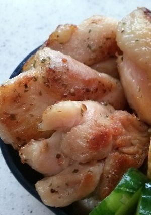 我が家のお弁当☆鶏肉のハーブ焼き☆-レシピのメイン写真
