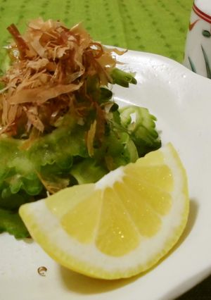 生で食べるゴーヤ-レシピのメイン写真