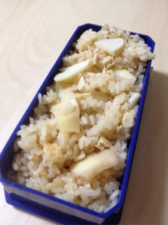 シンプルで簡単なタケノコご飯-レシピのメイン写真