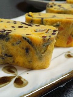 ぱぱっともう一品!ひじきの煮物入り卵焼き-レシピのメイン写真
