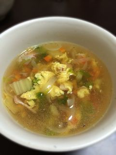 セロリ嫌いもイケるセロリのコンソメスープ-レシピのメイン写真