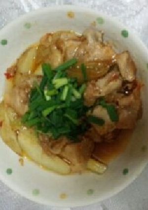 鶏肉と新ジャガイモのピリ辛蒸し-レシピのメイン写真