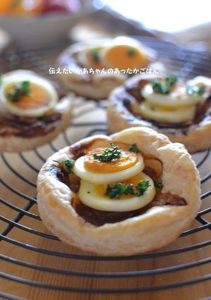 お手軽♪新玉ねぎとゆで卵のミニパイ-レシピのメイン写真