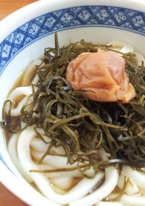 出汁が主役！梅昆布ぶっかけうどん-レシピのメイン写真