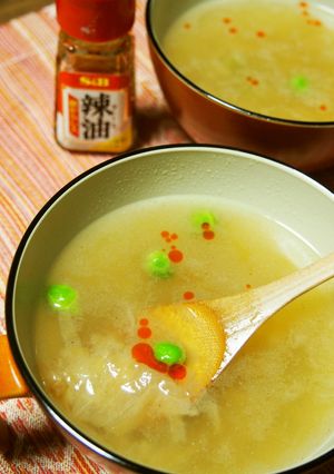 飴色オニオンで♪超特急の中華風スープ-レシピのメイン写真
