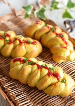 カレー味☆ウインナーパン-レシピのメイン写真