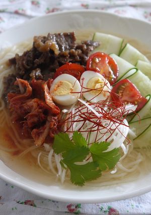 簡単！自家製牛肉の大和煮でおいしい冷麺♫-レシピのメイン写真