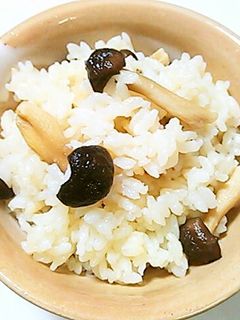 干ししめじの炊き込みごはん-レシピのメイン写真
