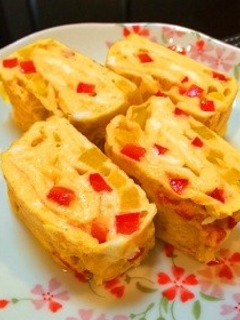 お弁当に彩り*パプリカの卵焼き-レシピのメイン写真