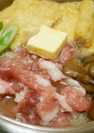 簡単一人鍋♪塩麹豚のバター醤油鍋-レシピのメイン写真
