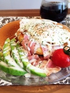 ベーコンエッグアボカドパンケーキ-レシピのメイン写真