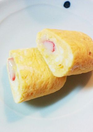 トロッとチーズ入りカニカマ卵焼き-レシピのメイン写真