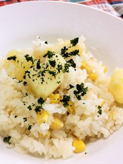 新じゃがとコーンの炊き込みピラフ-レシピのメイン写真
