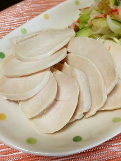美味です♪ナンプラーで作る鶏ハム-レシピのメイン写真