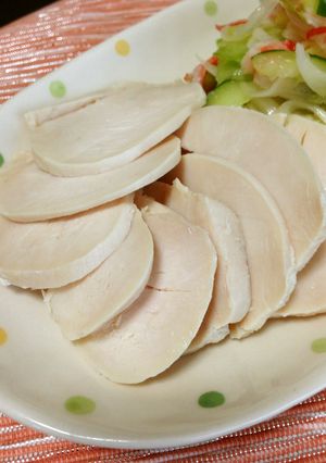 美味です♪ナンプラーで作る鶏ハム-レシピのメイン写真