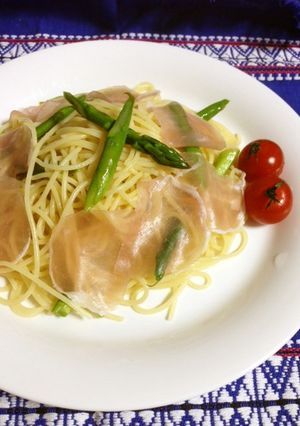 簡単☆アスパラと生ハムのぺペロンチーノ-レシピのメイン写真