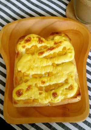 朝食ランチ♡チーズ×コーン×マヨトースト-レシピのメイン写真