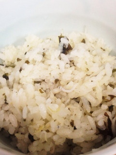 子供も喜ぶ☆しらすワカメご飯-レシピのメイン写真