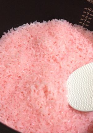 ピンクのご飯♡キャラ弁♡デコ弁に♡-レシピのメイン写真