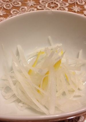 簡単！大根とレモンのサラダ-レシピのメイン写真