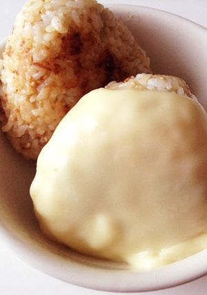 簡単♡美味しいチーズ焼きおにぎり-レシピのメイン写真