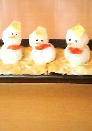 雪だるま☃おにぎり*ﾟ-レシピのメイン写真