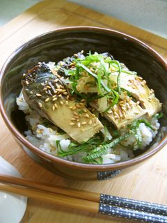 簡単☆フライパンで焼き鯖寿司風どんぶり-レシピのメイン写真