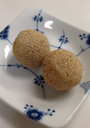 ごま団子☆白玉粉で簡単おやつ-レシピのメイン写真