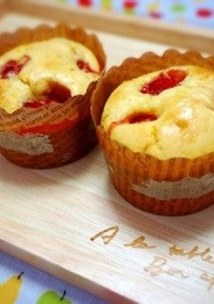 簡単ふわふわいちごマフィン♡-レシピのメイン写真
